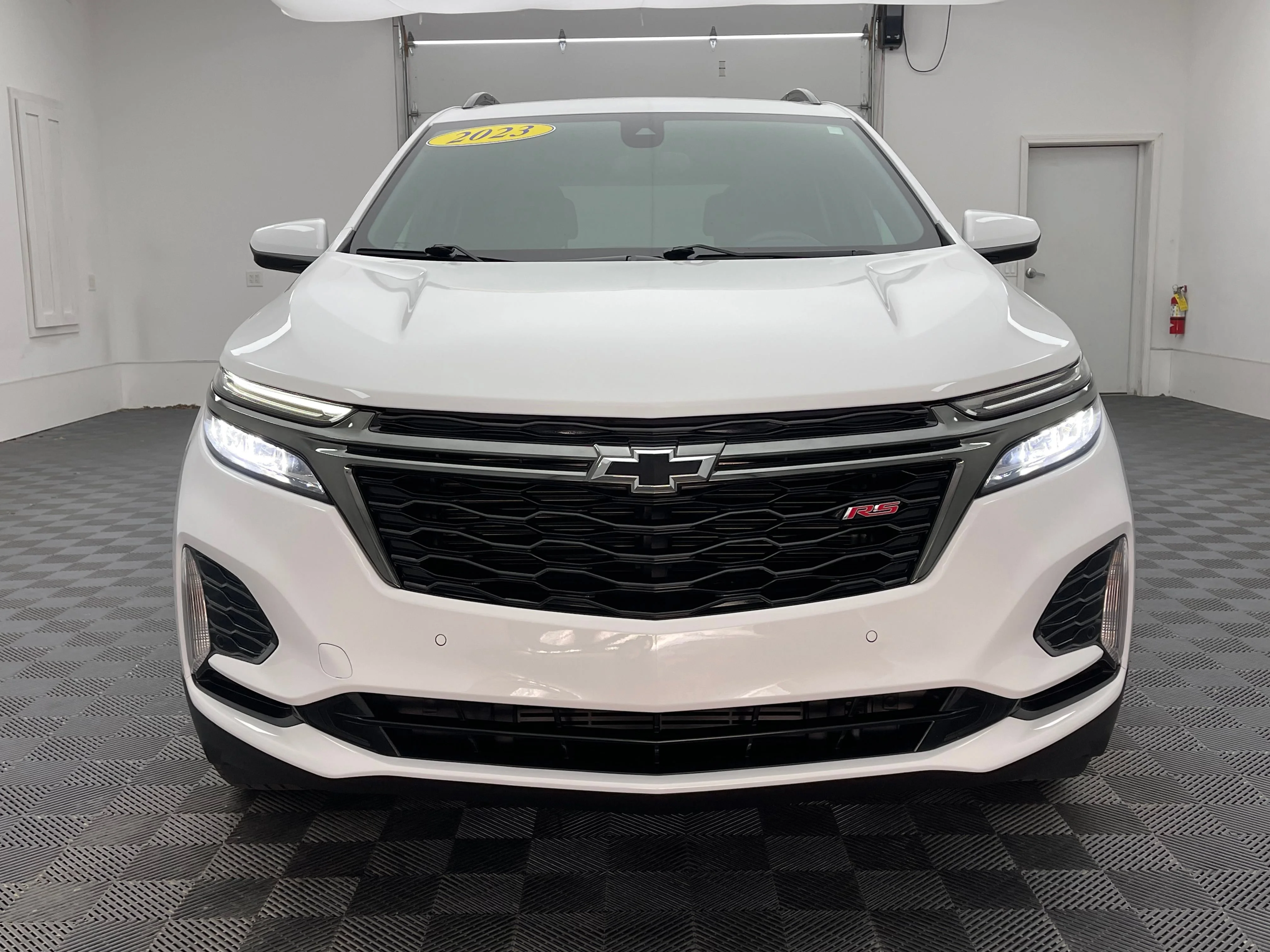 Used 2023 Summit White Chevrolet RS image 13