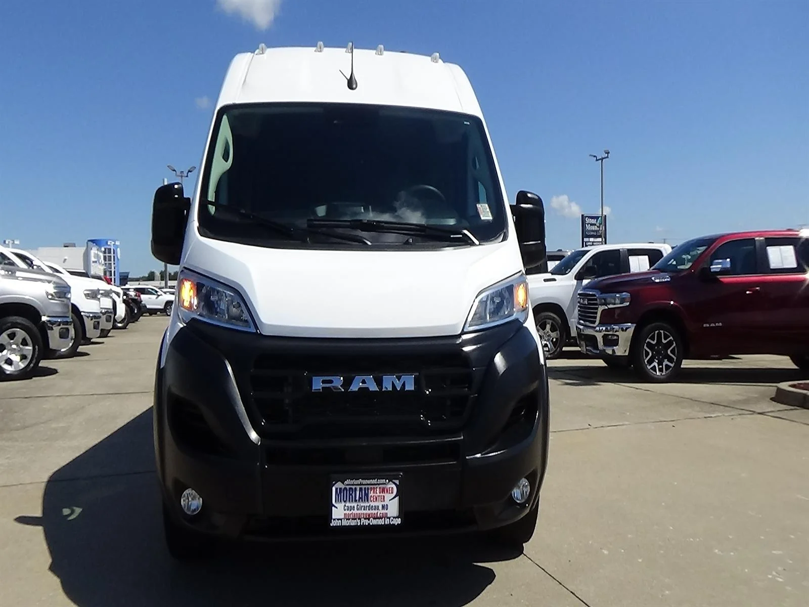 Used 2026 Bright White Clear Coat (pw7) RAM Tradesman 2500 image 3
