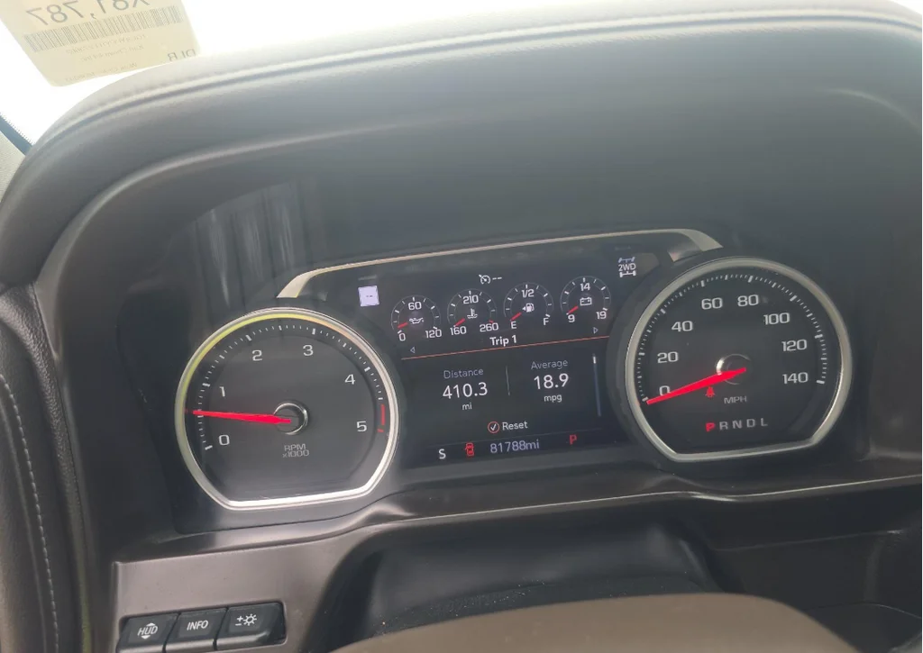 Used 2020 Silver Ice Metallic Chevrolet LTZ image 8