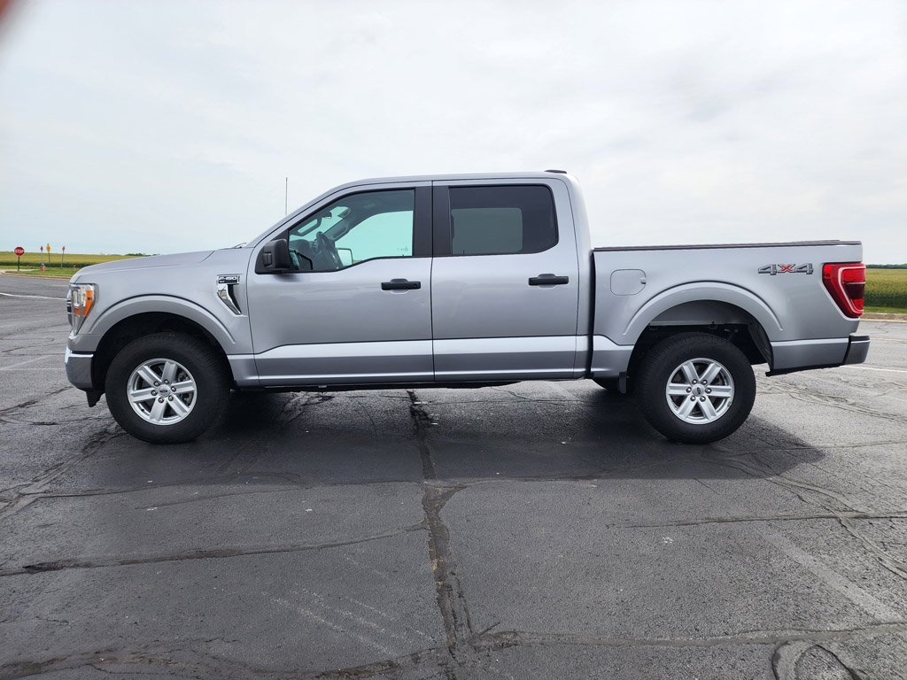 Used 2022 Iconic Silver Metallic Ford XLT image 9
