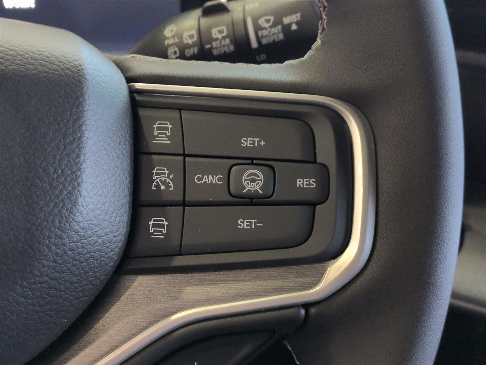 New 2026 Fathom Blue Pearlcoat Jeep Limited Reserve image 21