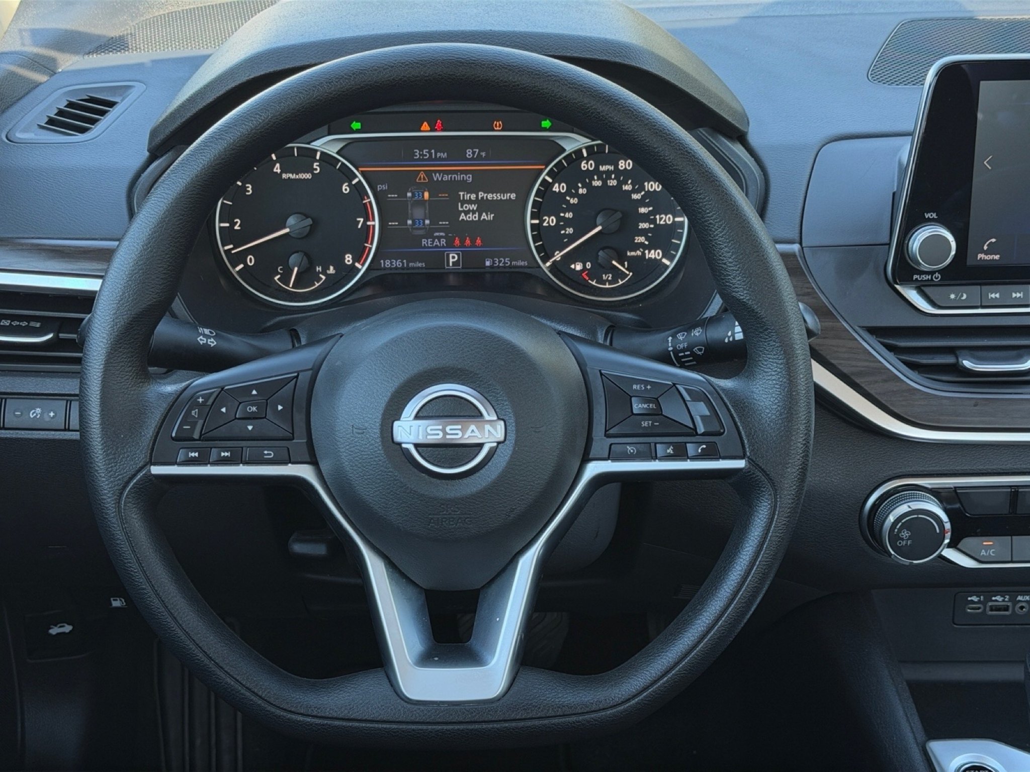 Used 2025 Super Black Nissan SV image 17