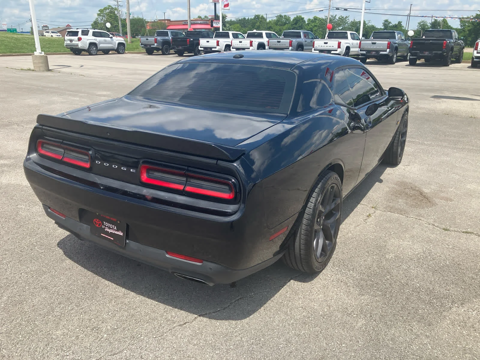 Used 2019 Pitch Black Clearcoat Dodge R/T image 7