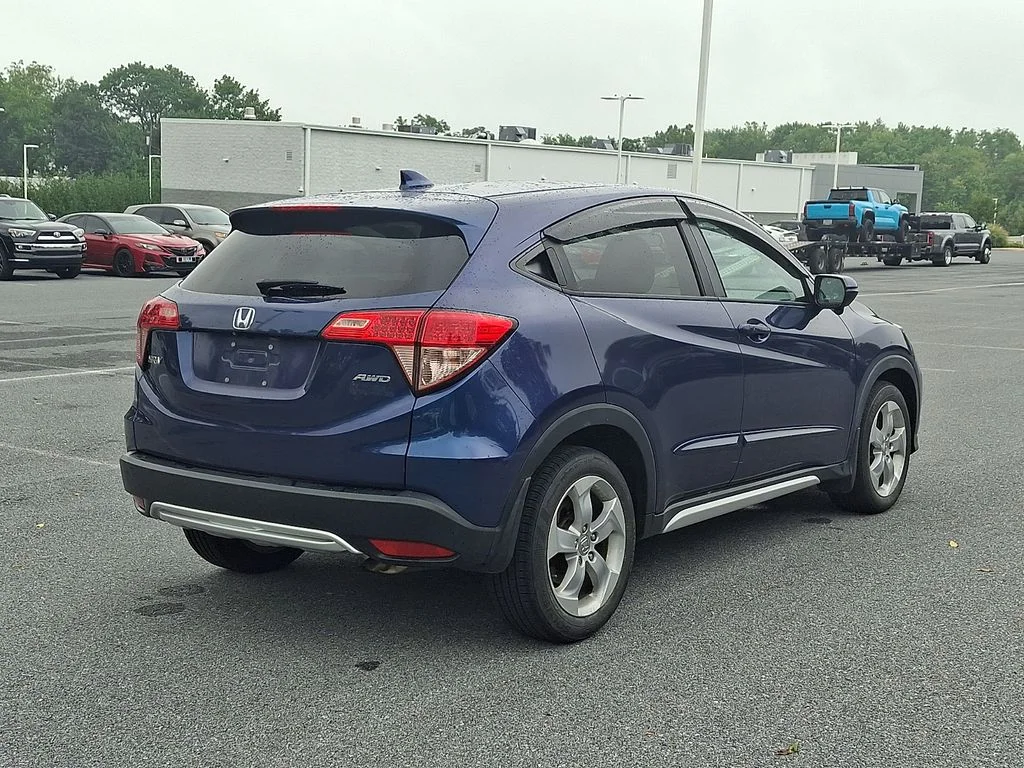 Used 2016  Honda EX image 4