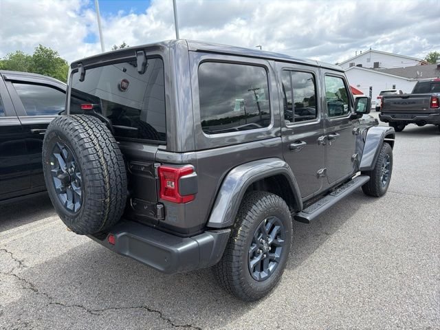 New 2026 Granite Crystal Metallic Clear-Coat Exterior Paint Jeep 85th Anniversary Edition image 7