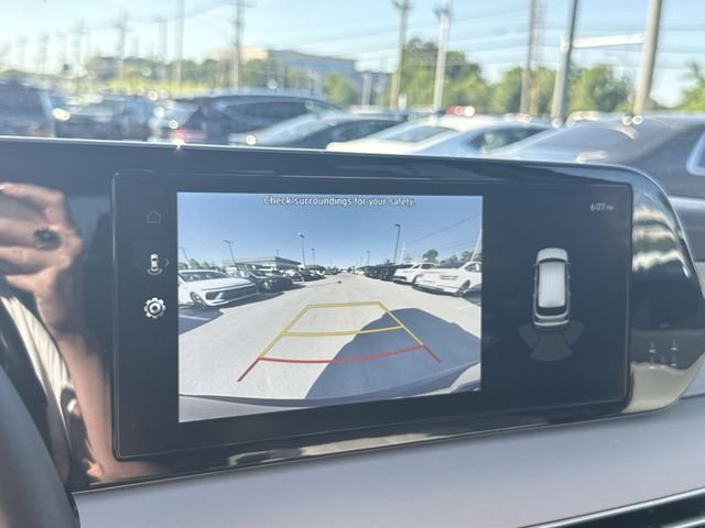 Used 2023 Black Hyundai SEL image 17