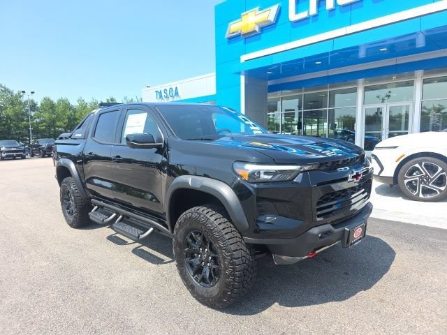 Black 2026 Chevrolet Colorado Pickup Truck Four-Wheel Drive 
