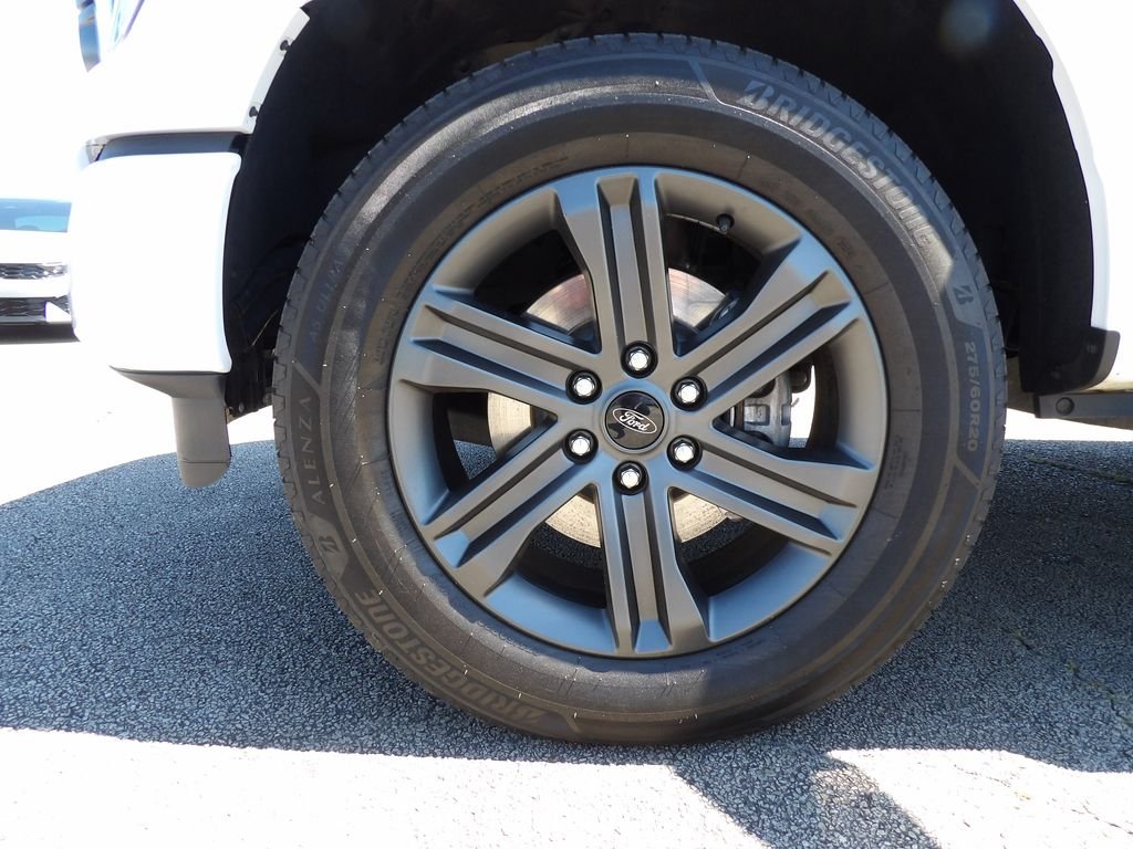 Used 2023 Oxford White Ford XLT image 11