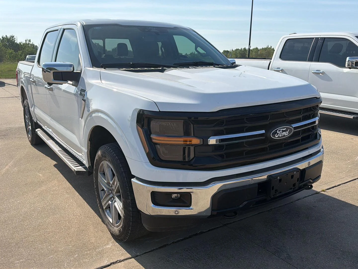 Certified Used 2024 Oxford White Ford XLT image 2