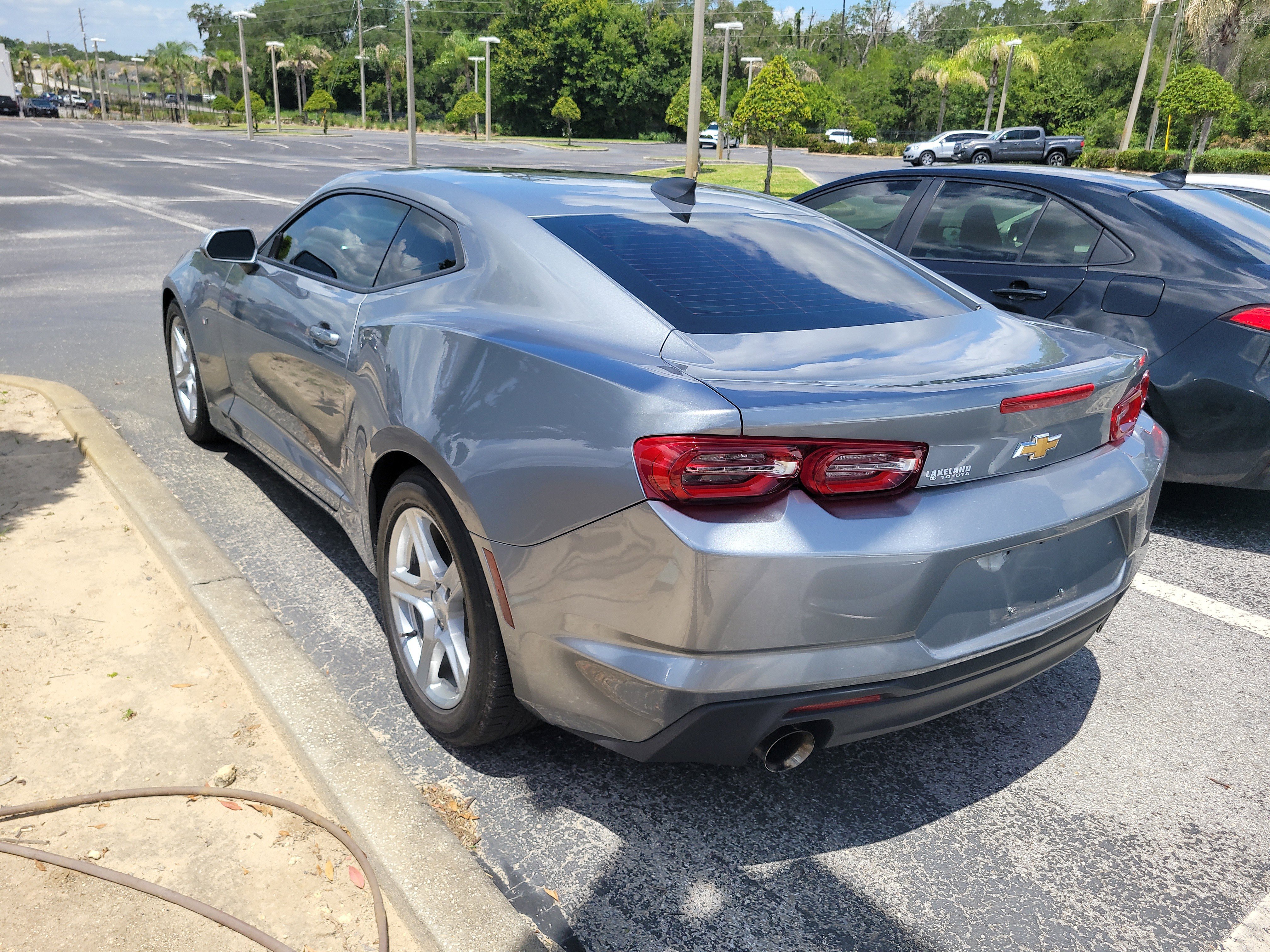 Used 2023 Sharkskin Metallic Chevrolet 1LT image 4
