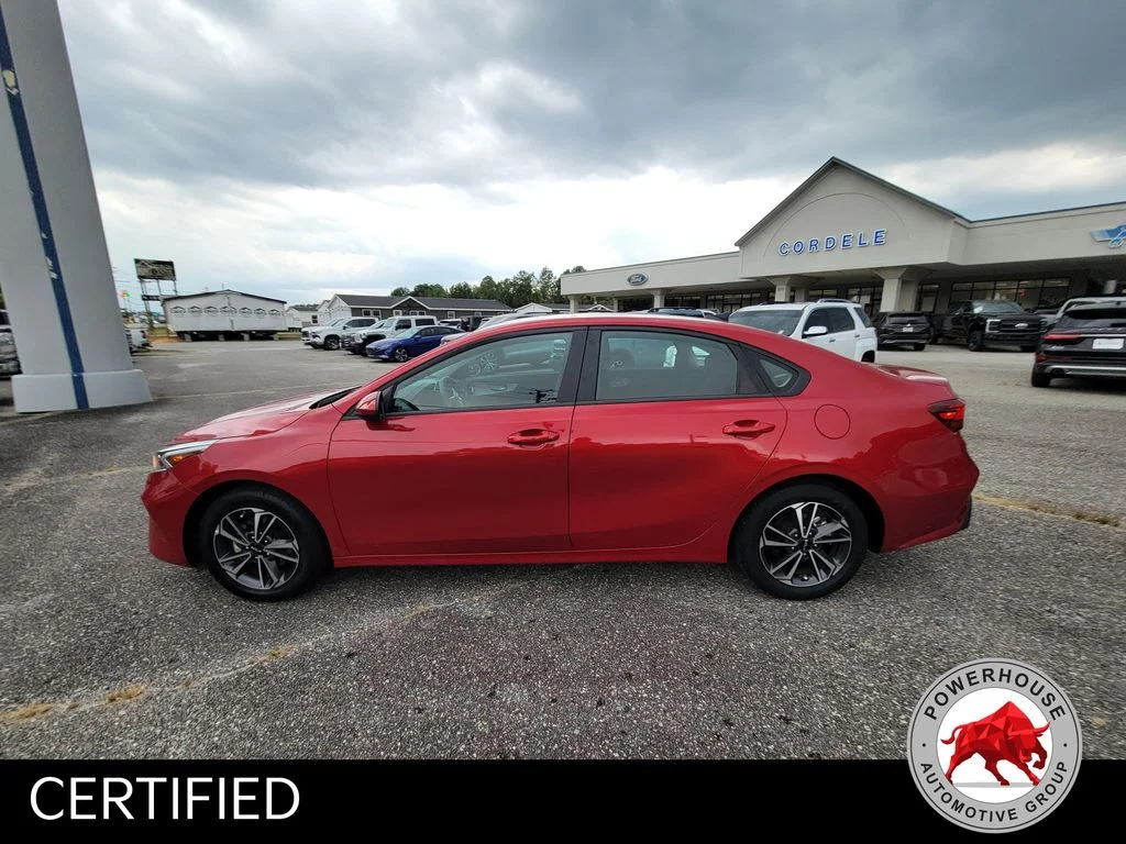 Used 2024 Red Kia LXS image 2
