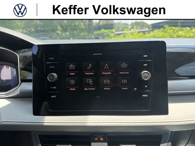 New 2026 Green Volkswagen 1.5T SEL image 23