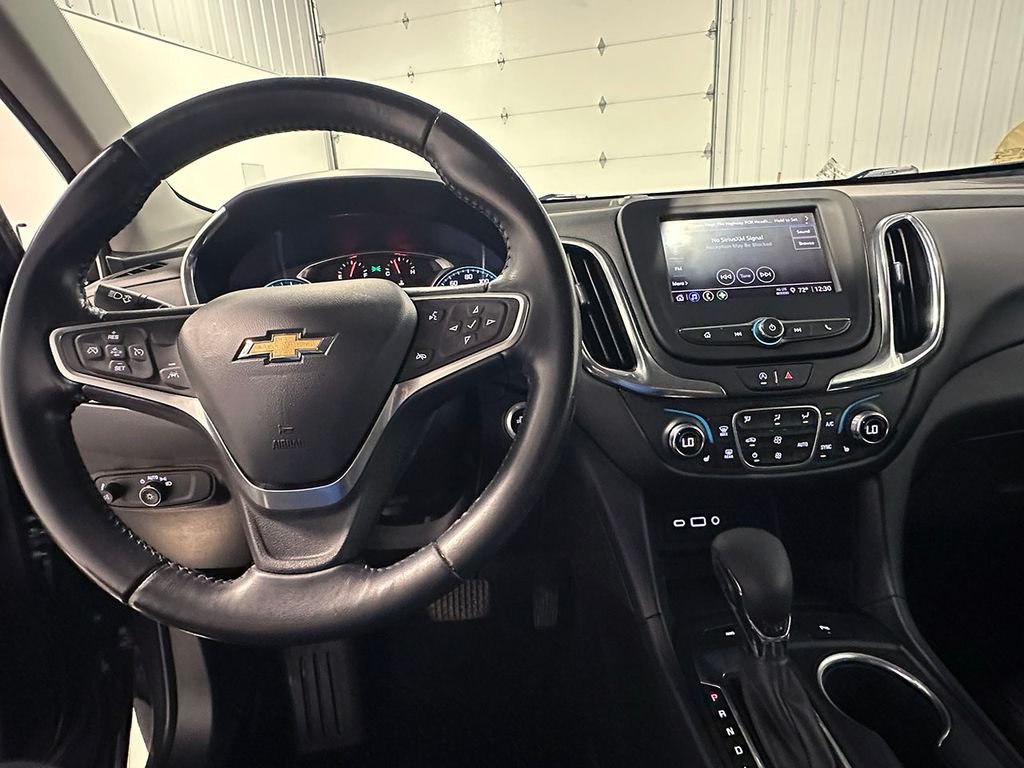 Used 2022 Gray Chevrolet LT image 37
