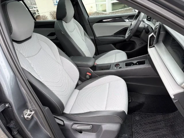 2026 Volkswagen Tiguan SE R-LINE BLACK - Photo 31