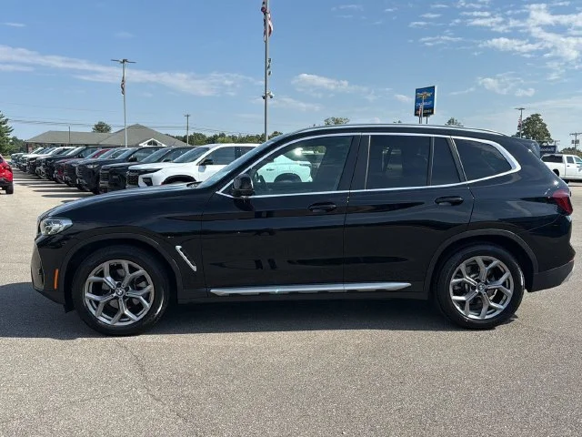 Used 2024 Jet Black BMW xDrive30i image 9