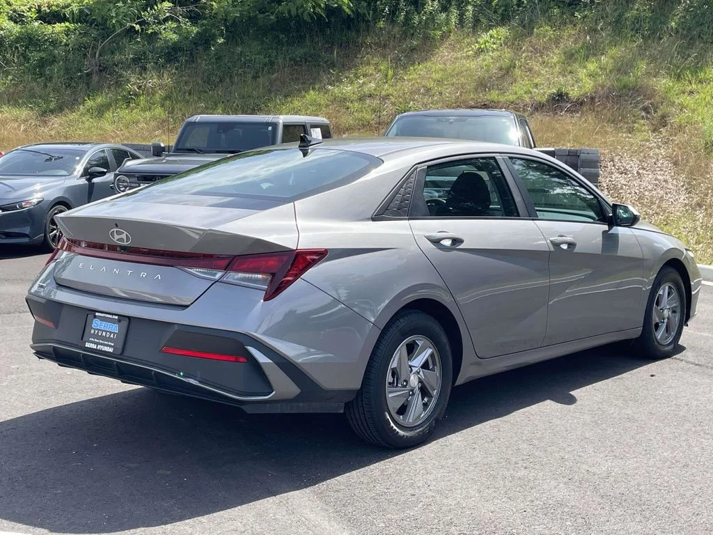 Certified Used 2024 Silver Hyundai SE image 3