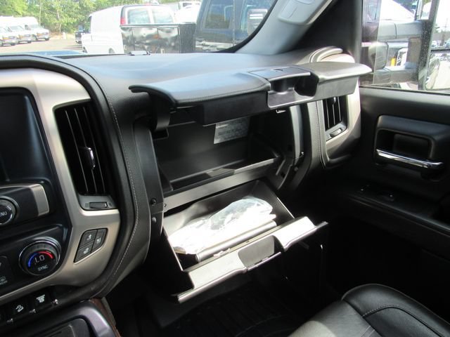 Certified Used 2018 ONYX BLACK GMC Denali image 28