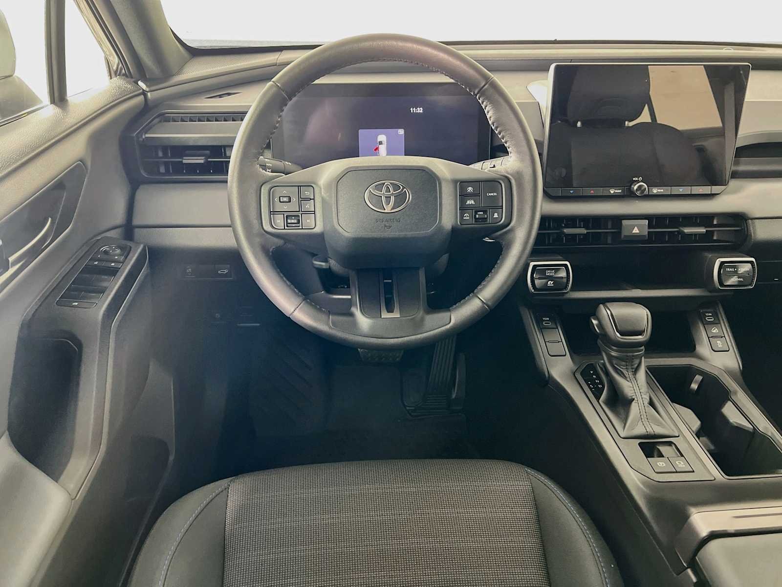 Used 2026 Blueprint Toyota SE image 23