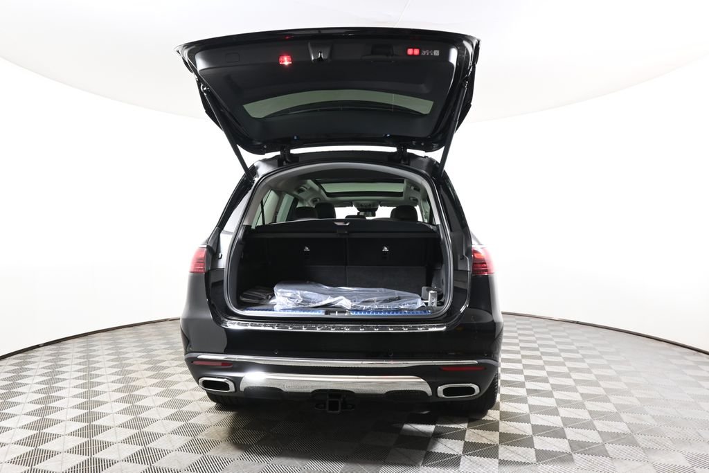 New 2026 Black Mercedes-Benz GLS 450 image 40