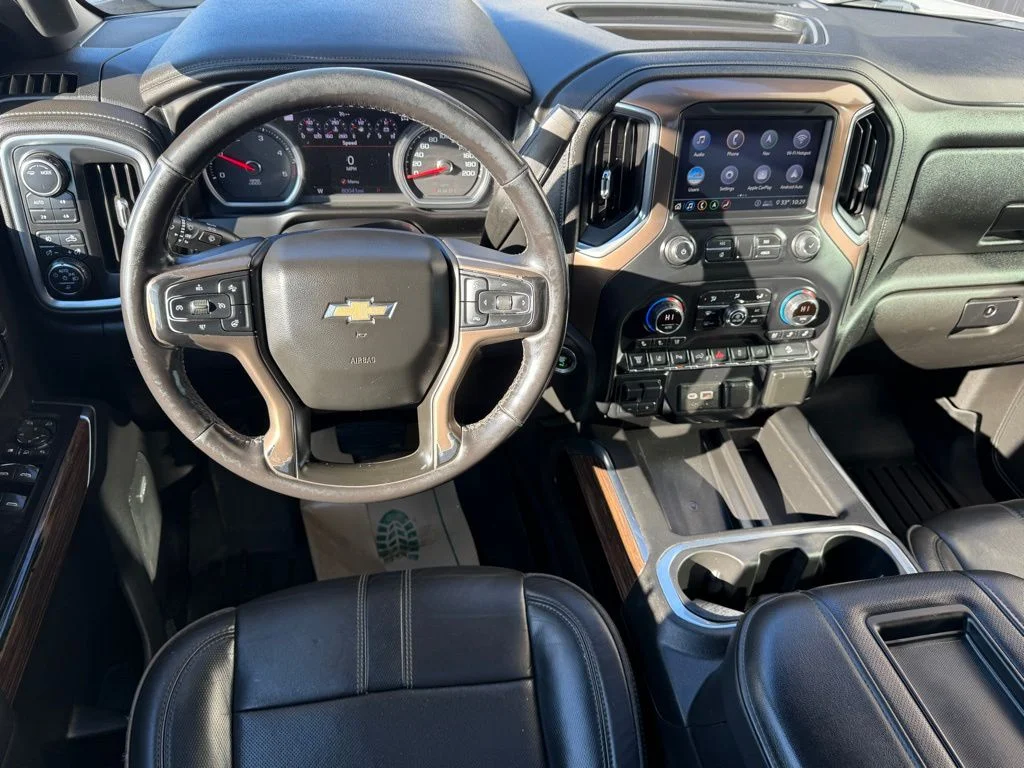 Used 2020 Beige Chevrolet High Country image 17