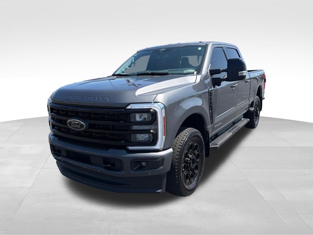 Used 2024 Gray Ford Lariat image 18