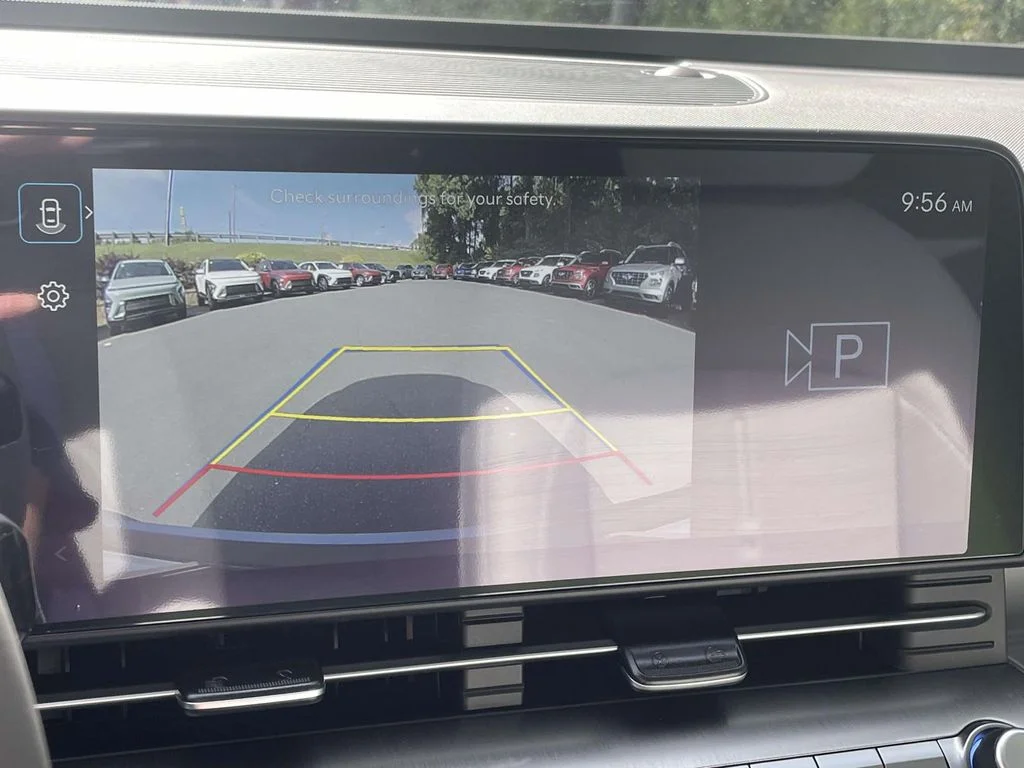 New 2026 White Hyundai SEL Premium image 26