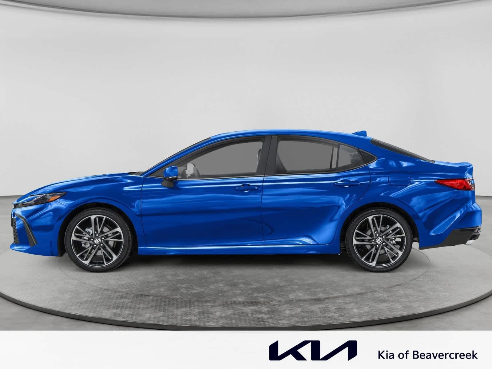 Used 2025 Reservoir Blue Toyota XSE image 3