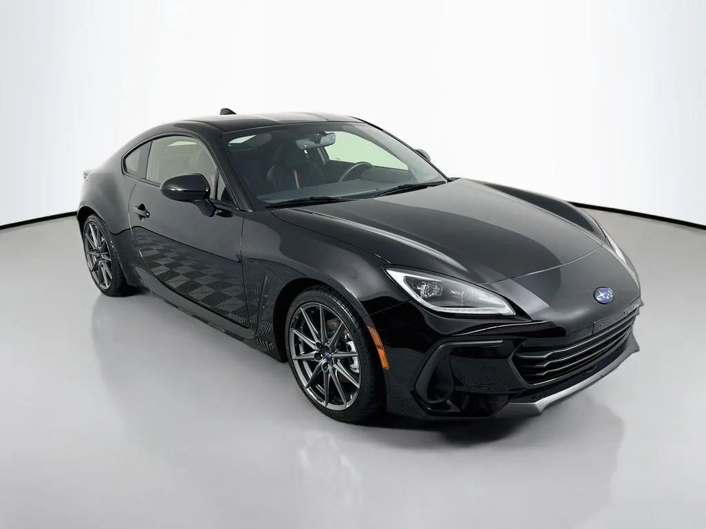Used 2022 Crystal Black Silica Subaru Limited image 7