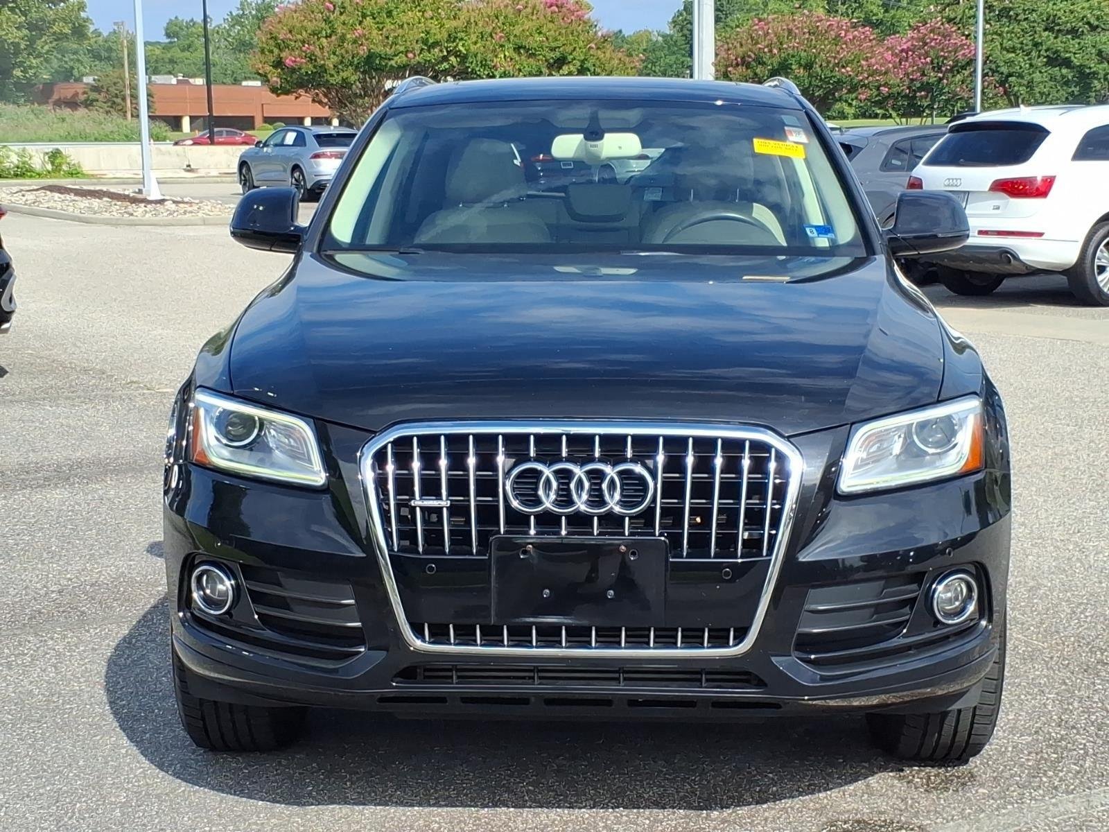 Used 2016 Mythos Black Metallic Audi Premium Plus image 2