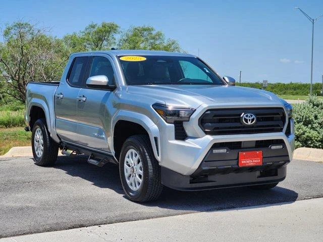 Used 2025 Celestial Silve Toyota SR5 4x2 Double Cab 5 ft. box image 3