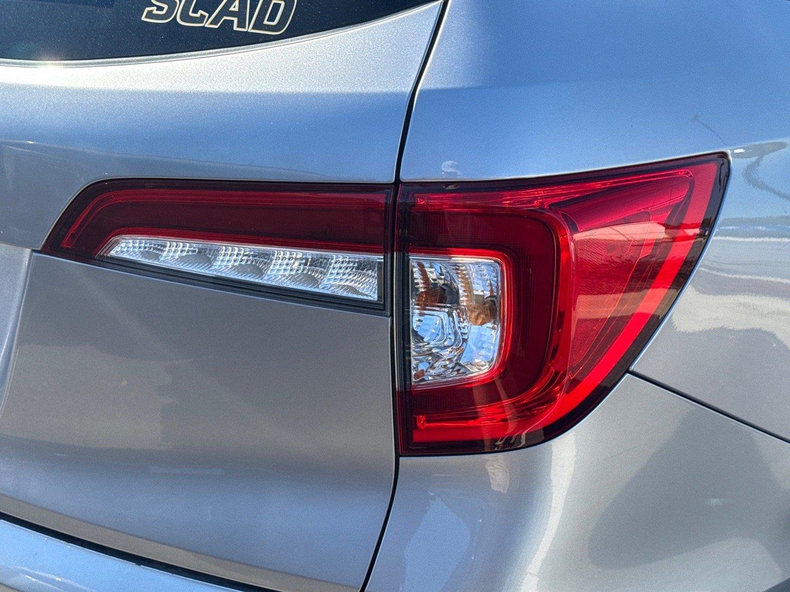 Used 2022 Lunar Silver Metallic Honda EX-L image 13