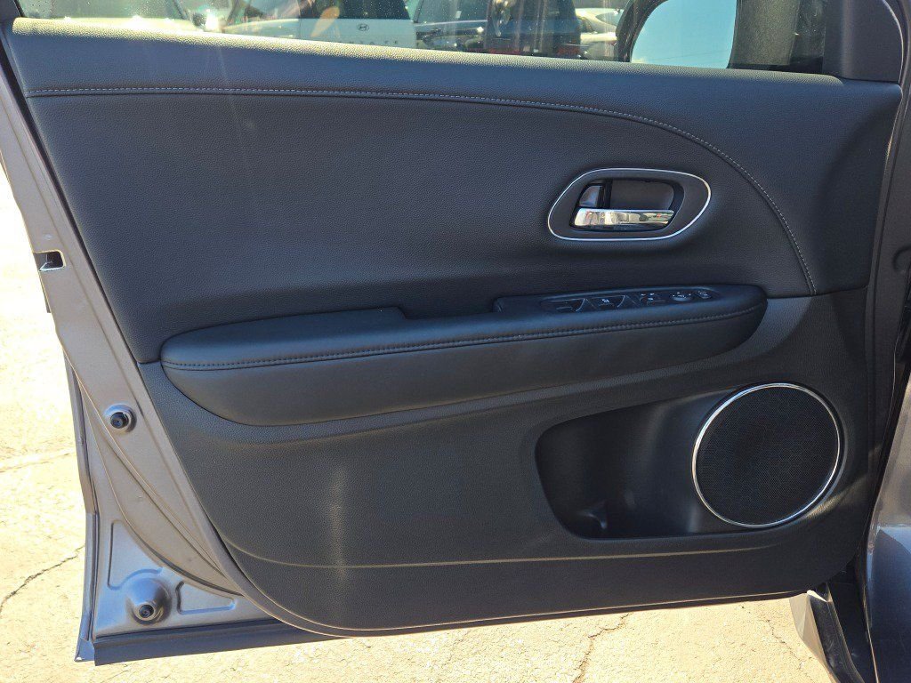 Used 2018  Honda EX-L image 20
