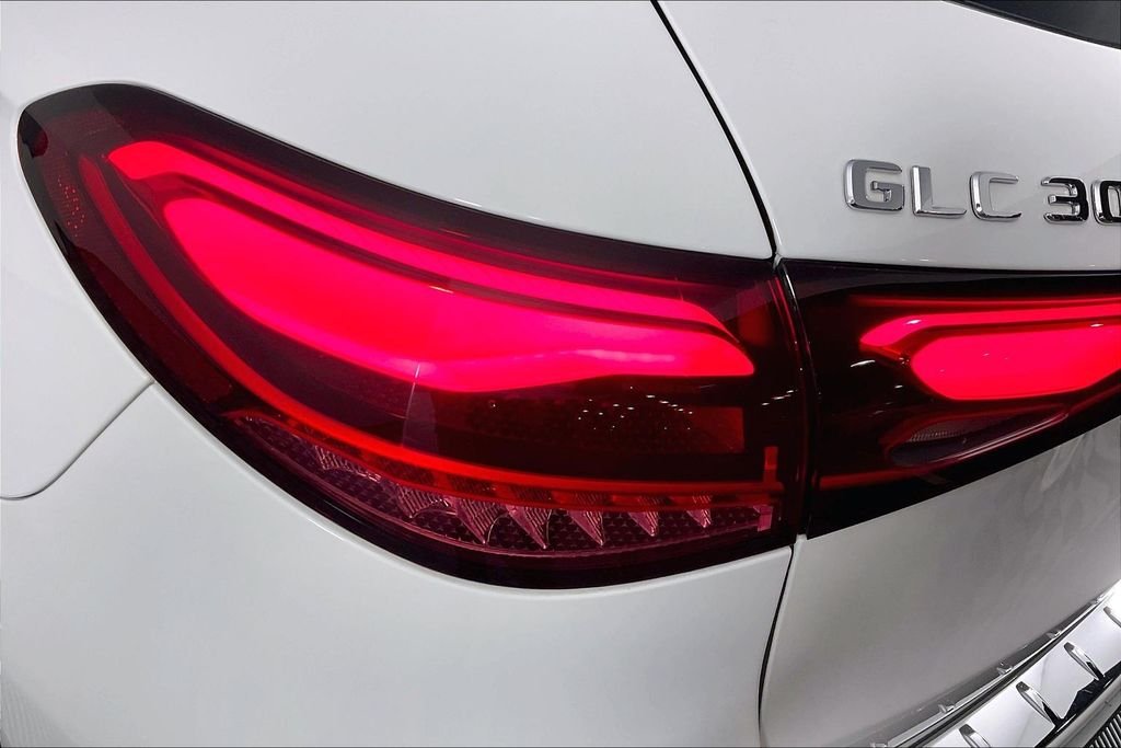 2023 Mercedes-Benz GLC GLC 300 - Photo 24