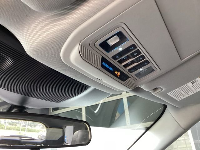 Certified Used 2023 Silver Ford XLT image 36