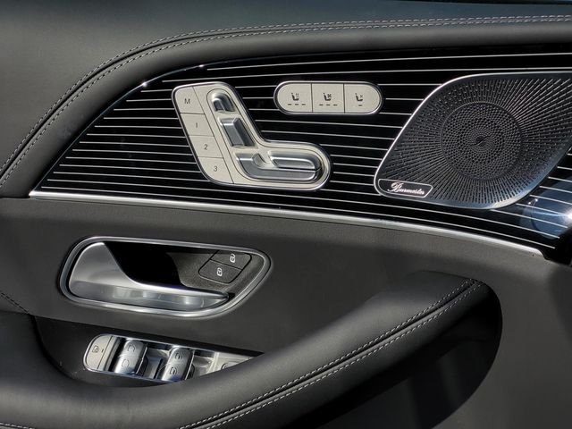 New 2025 MANUFAKTUR Alpine Grey Mercedes-Benz AMG® GLE 63 S 4MATIC+ SUV image 31