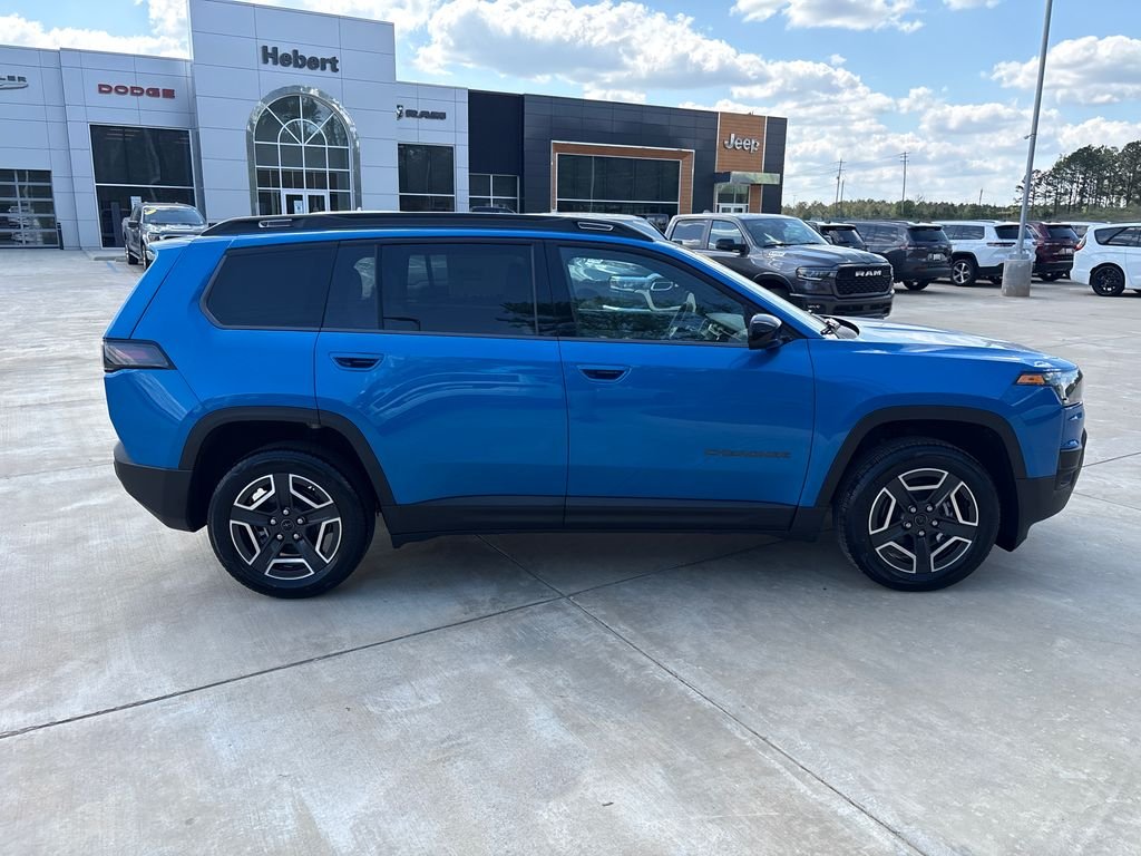 New 2026 Hydro Blue Pearl-Coat Exterior Paint Jeep Laredo image 4