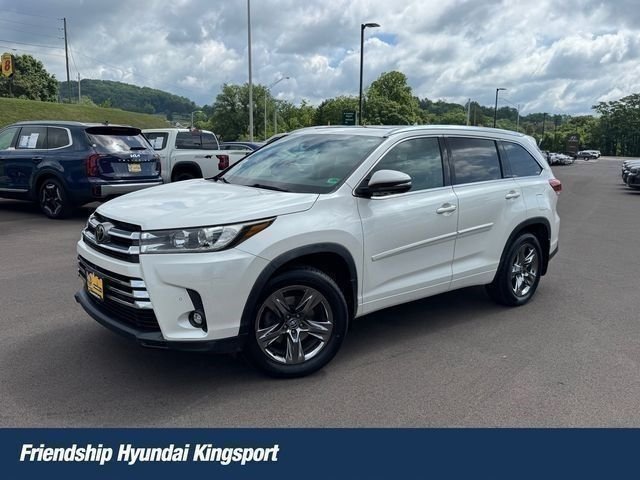 Pre-Owned 2019 Toyota Highlander Limited Platinum AWD