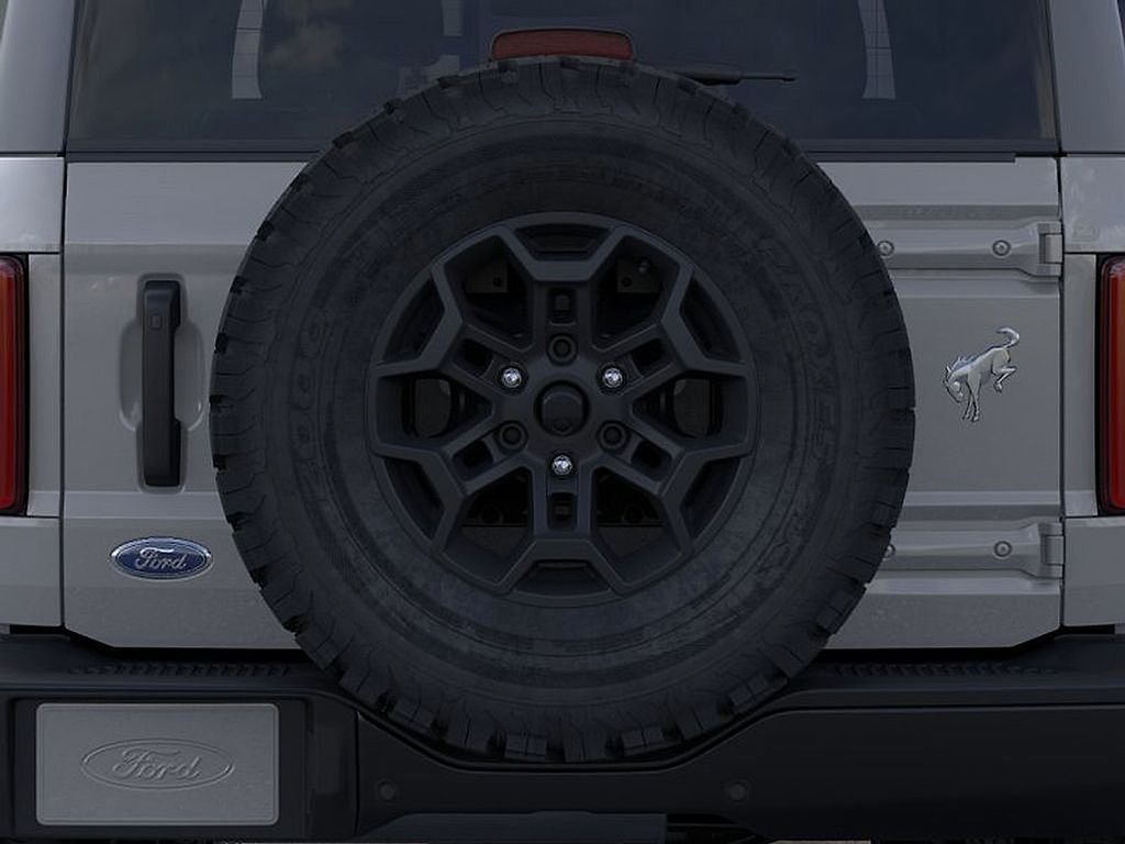 New 2026 Avalanche Gray Ford Badlands® image 24
