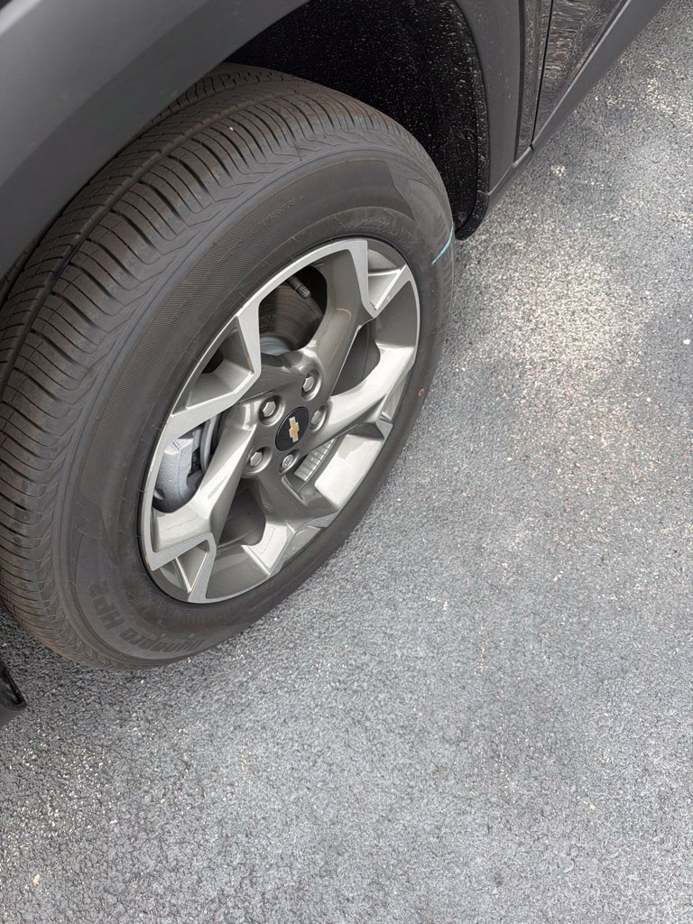 New 2026 Mosaic Black Metallic Chevrolet LT image 5