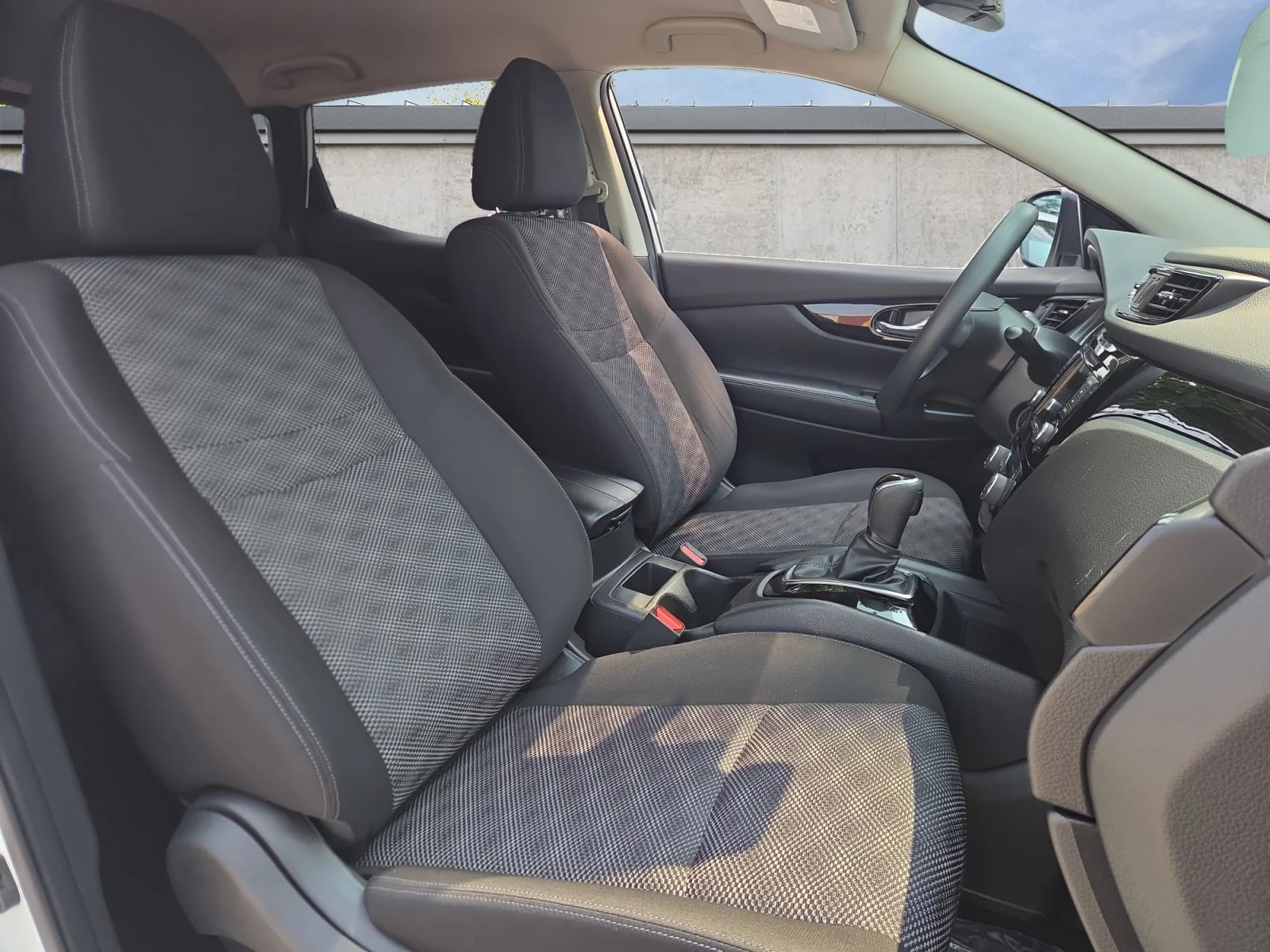 Certified Used 2020 White Nissan SV image 15