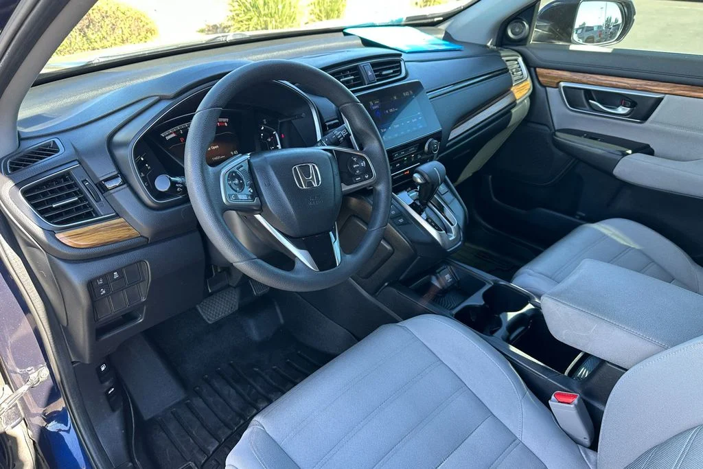 Used 2018 Blue Honda EX image 11