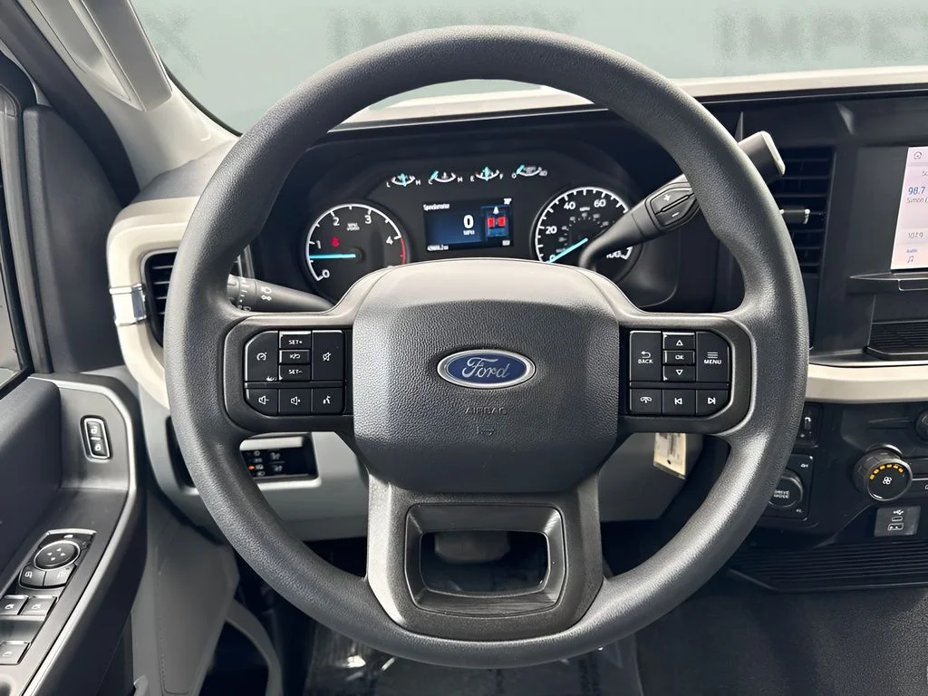 Used 2025 White Ford XLT image 13