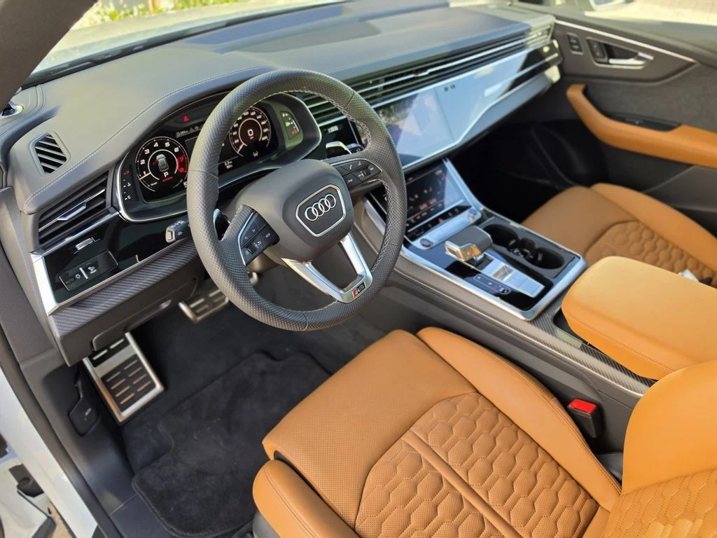 2025 Audi RS Q8 Base - Photo 20