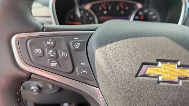 Used 2023 Red Chevrolet Premier image 16