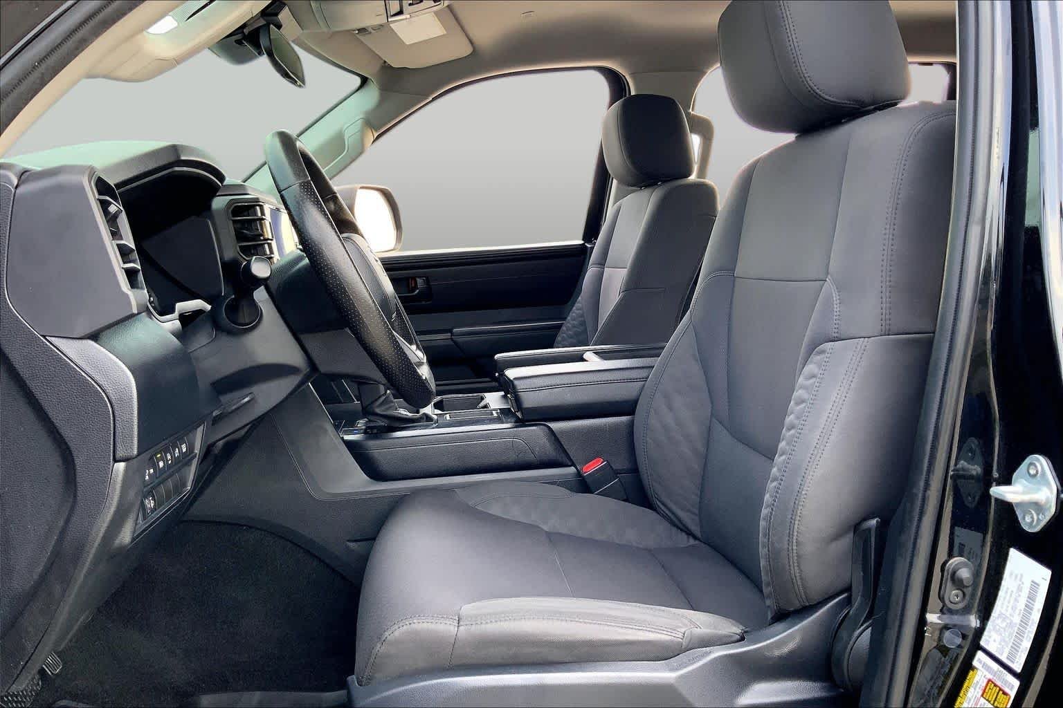 Used 2022 Midnight Black Metallic Toyota SR image 8