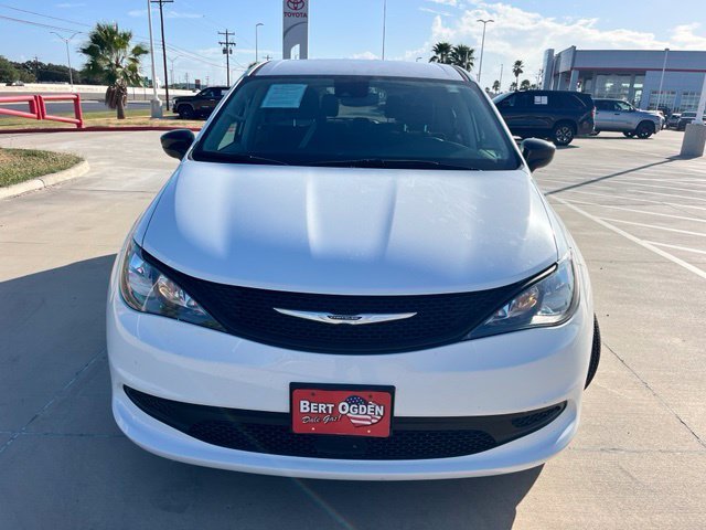 Used 2024 White Chrysler LX image 2