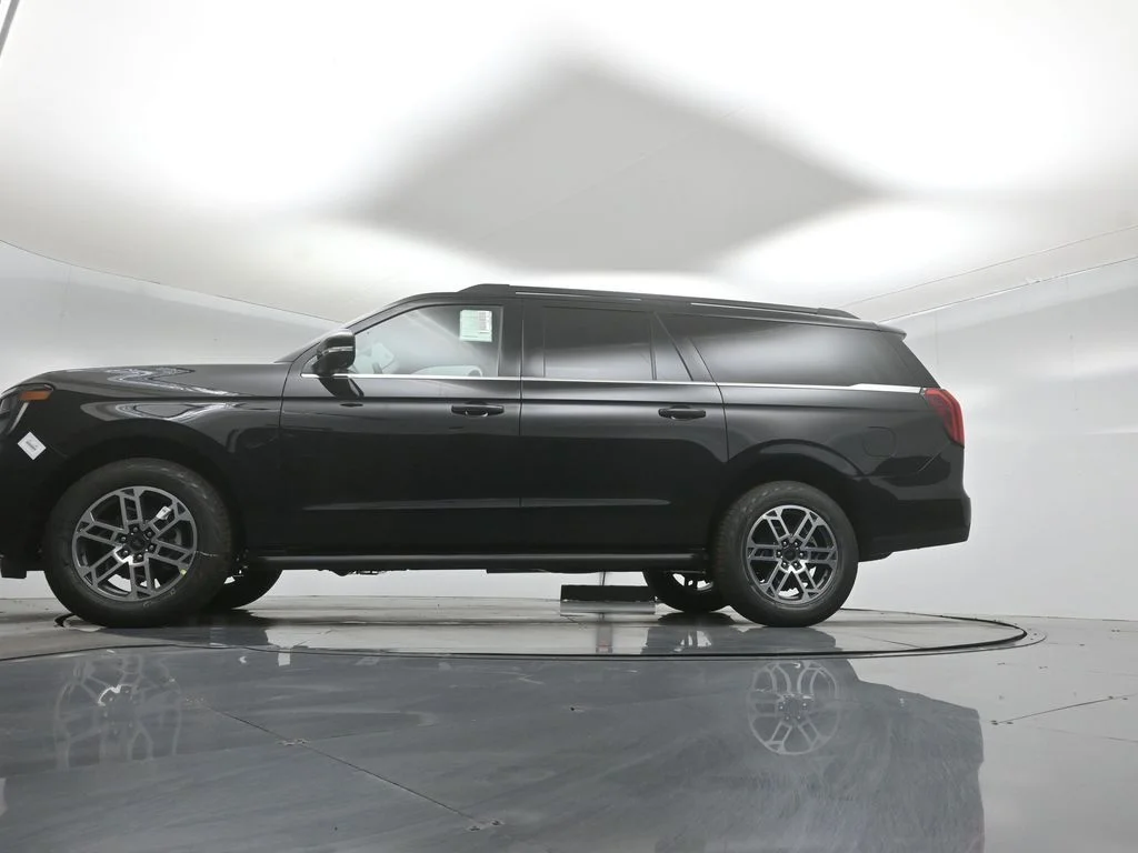 New 2026 Agate Black Metallic Ford Active image 7