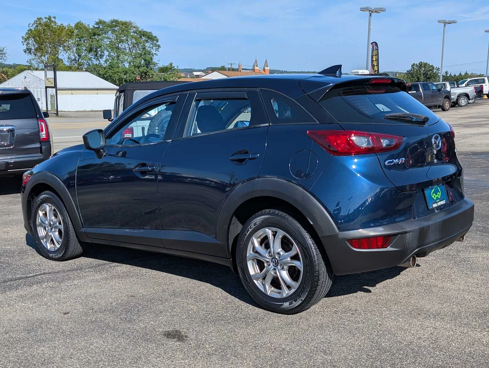 Used 2018 Deep Crystal Blue Mica Mazda Sport image 10
