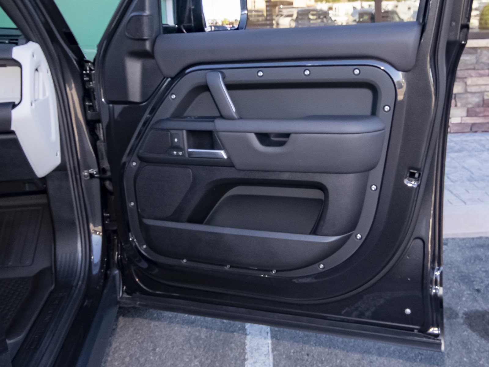 New 2026 Carpathian Grey Land Rover X-Dynamic SE image 47