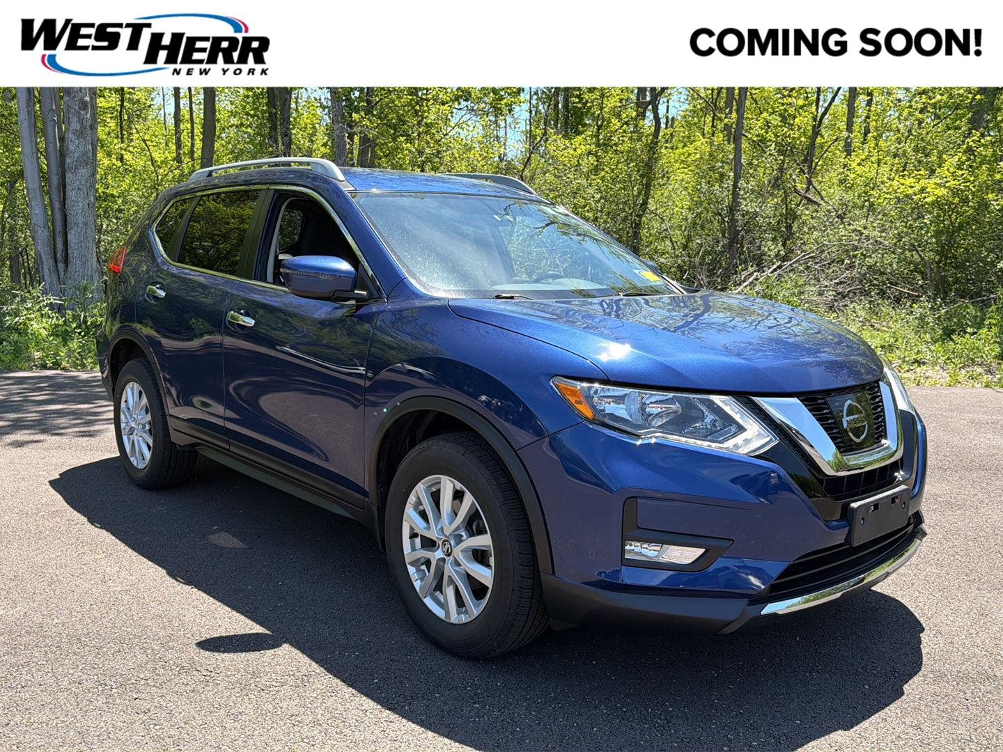 Used 2017 Caspian Blue Nissan SV image 1